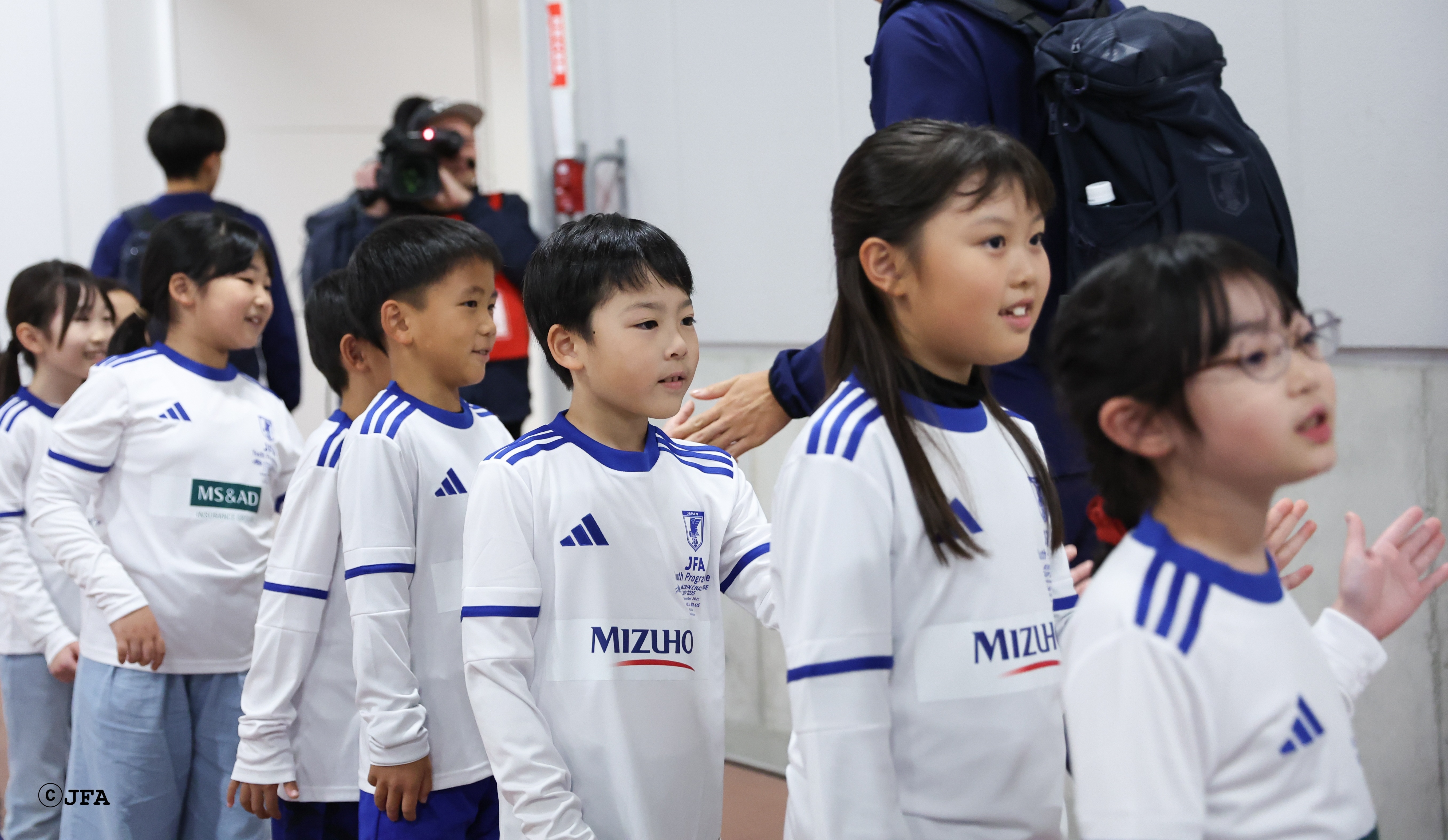 ウェルカムキッズ2(cJFAあり、トリミング)